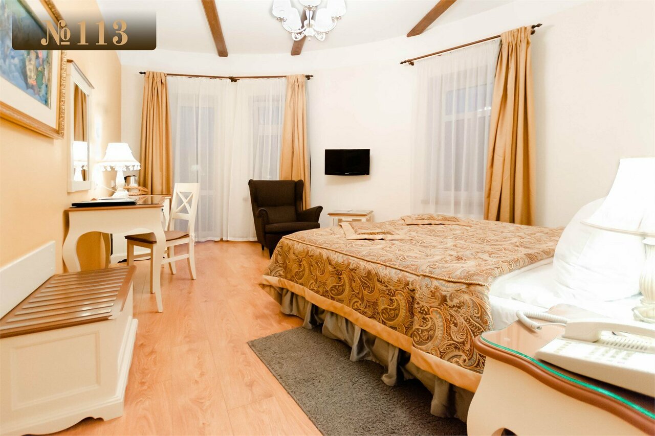 Гостиница В некотором царстве Поляны