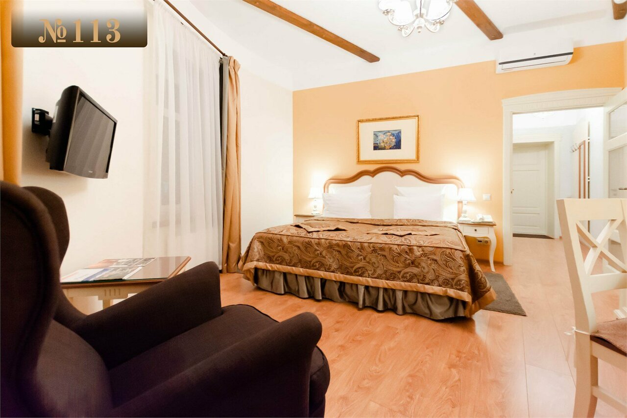 Гостиница В некотором царстве Поляны