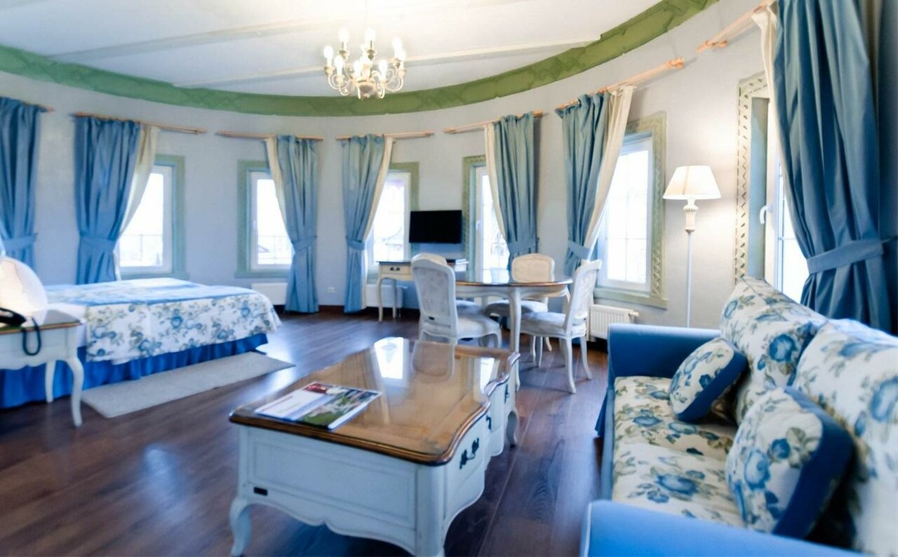 Гостиница В некотором царстве Поляны-233