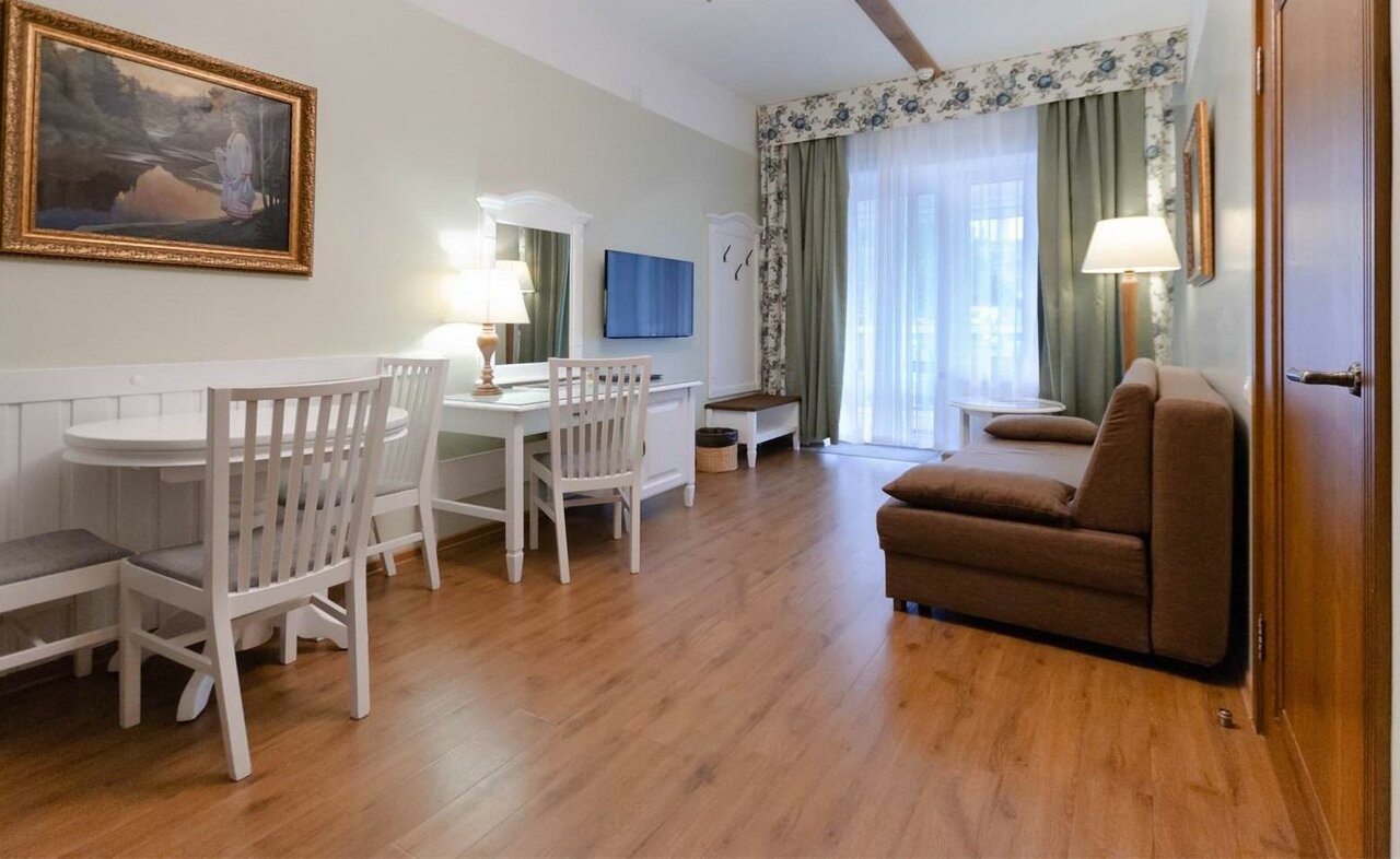 Гостиница В некотором царстве Поляны-252