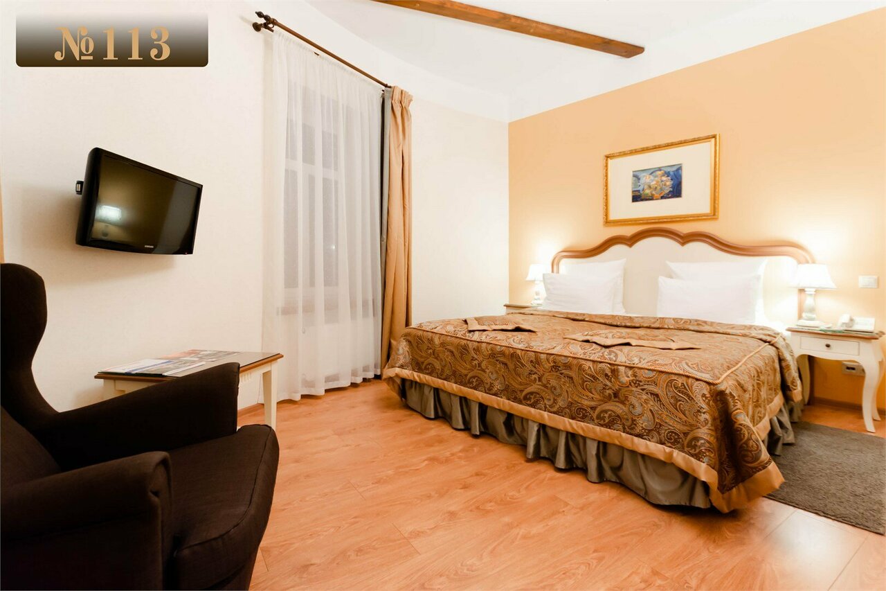 Гостиница В некотором царстве Поляны