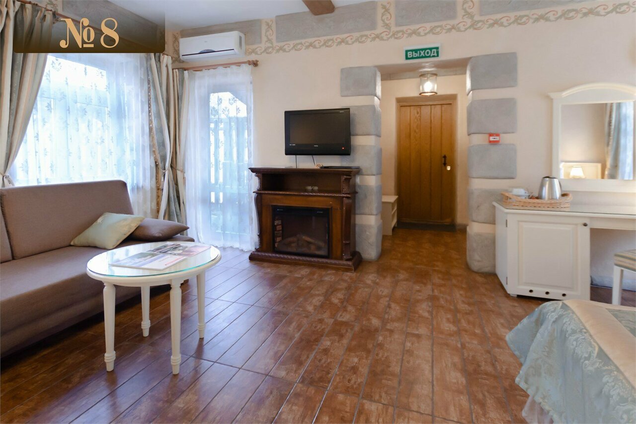 Гостиница В некотором царстве Поляны