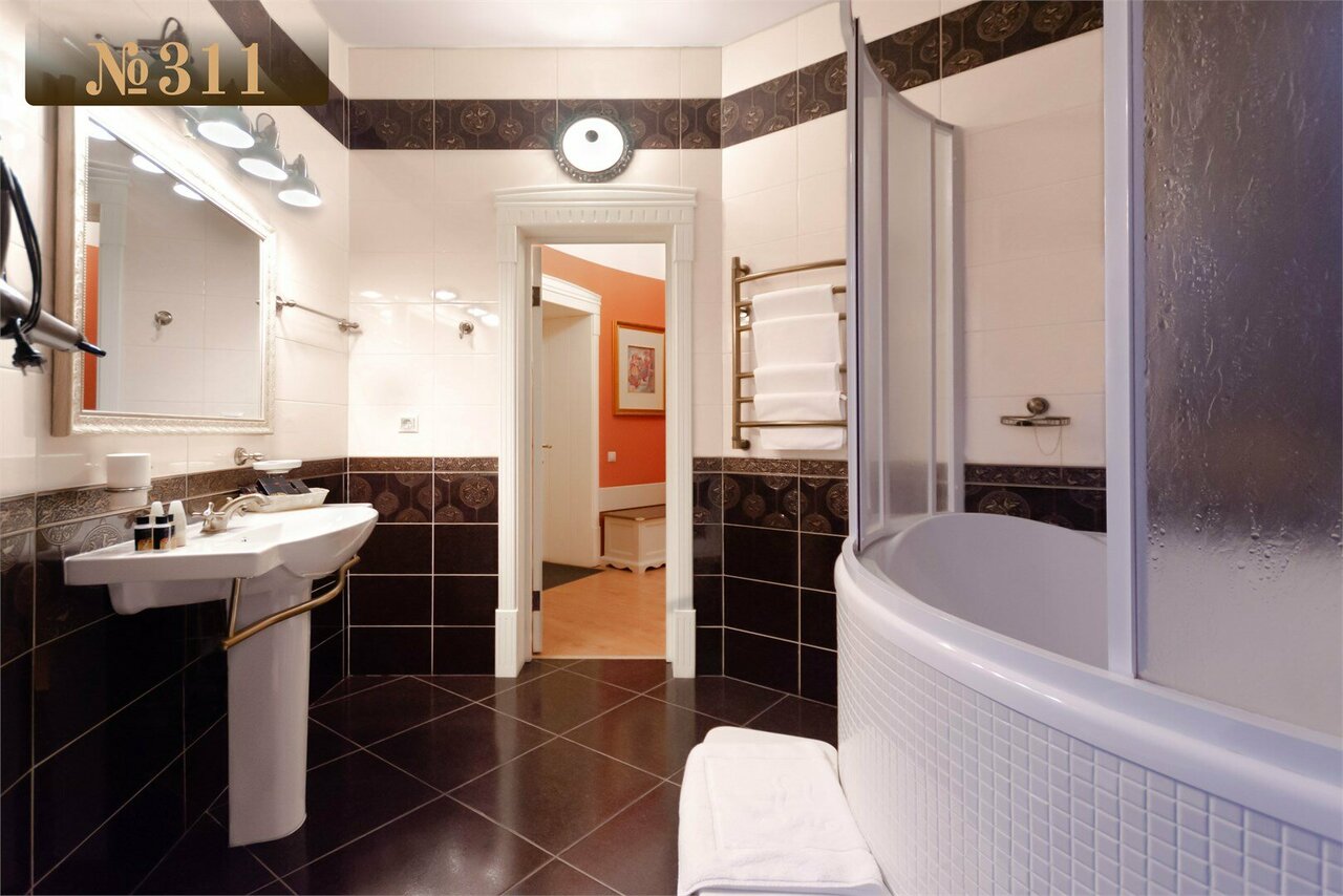 Гостиница В некотором царстве Поляны