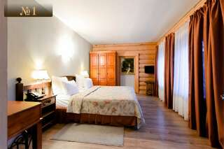 Гостиница В некотором царстве Поляны Сьют двухкомнатный с двором и кухонным уголком-11