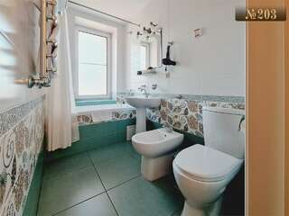 Гостиница В некотором царстве Поляны Улучшенный Стандартный номер-9